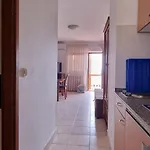 Apartament Mark - 10 M From Sea Medulin