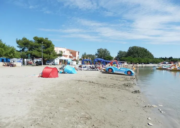 Mark - 10 M From Sea