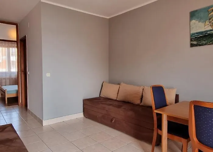 Mark - 10 M From Sea Apartment